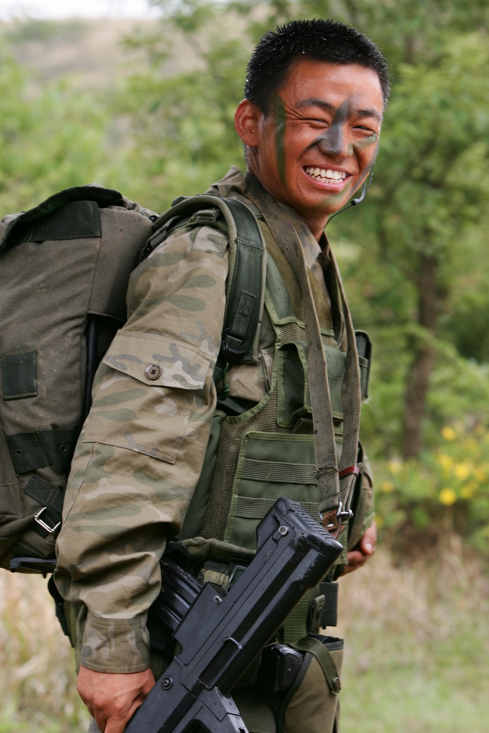 王宝强离婚后的个人资产有多少,王宝强和马蓉离婚后谁过得更幸福