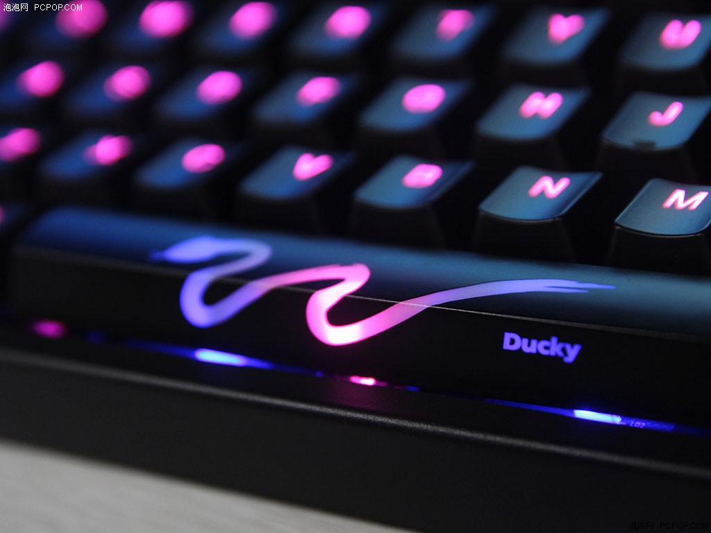 别管多少钱先拿来看看，今年要烧钱的猴年版装备