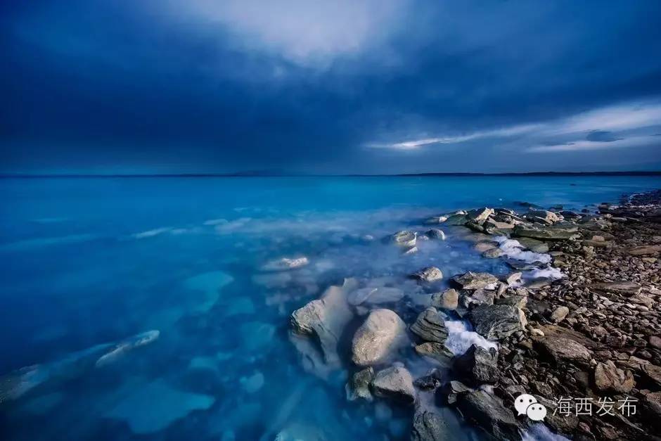 不羡鸳鸯不羡仙是哪首歌曲里的,青山绿水彩云间不羡鸳鸯不羡仙