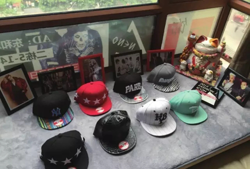 重庆个性潮店其实很多 分分钟秒杀网购代购