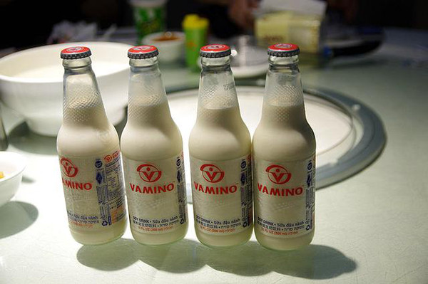 多变揽鲜又出新招：海鲜火锅霸王锅后这次出个五层塔！