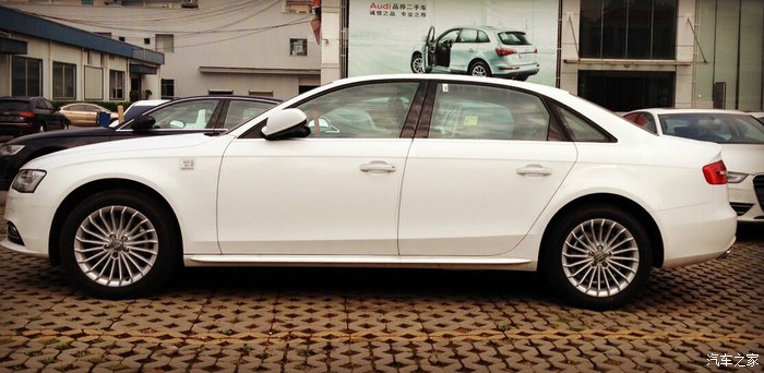 a4l顶配美照,提车a4l细节高清