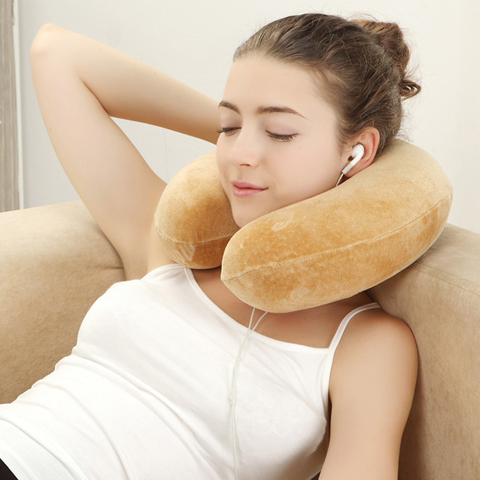 u型枕两种戴法都能够吗,u型枕的正确用法医生建议