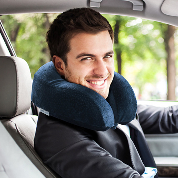 u型枕两种戴法都能够吗,u型枕的正确用法医生建议