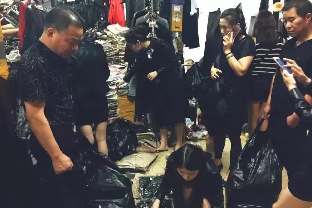 潮人们的“秘密花园”要搬走了，我们替你去看了它消失前的样子