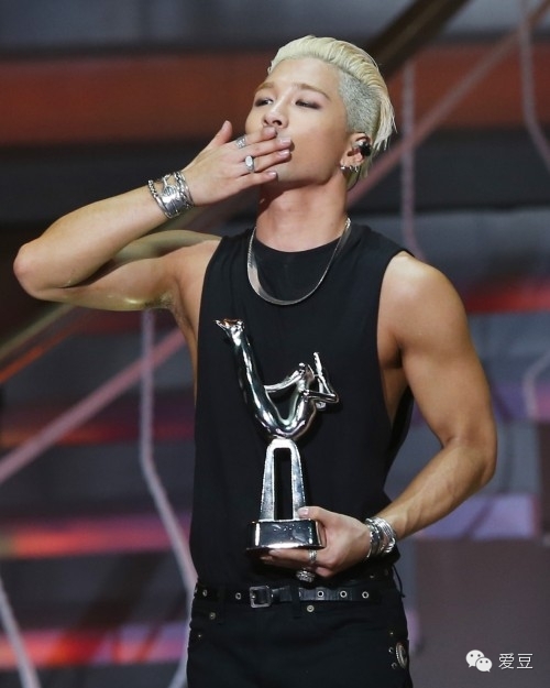 2016金唱片中字完全版,2016金唱片