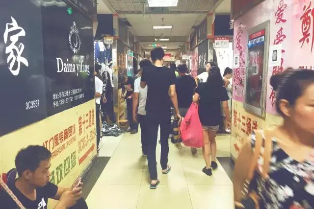 潮人们的“秘密花园”要搬走了，我们替你去看了它消失前的样子