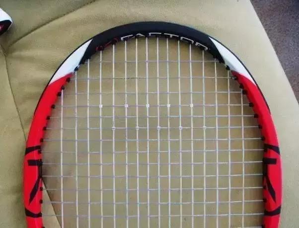 网球运动常识,在网球运动中手腕的负荷