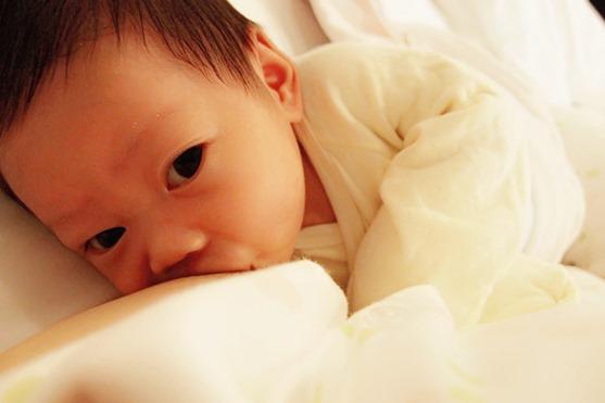 产后奶水不足有什么方法能够喂,产后奶水不足吃什么下奶