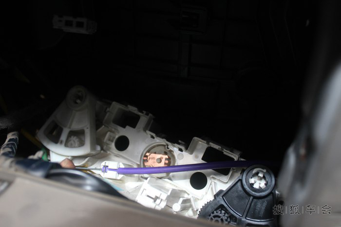 08款骊威空调ac灯关不掉,09款骊威安装倒车影像