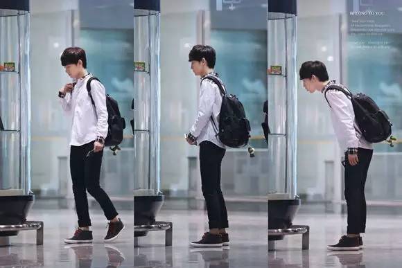 exo行走的atm,exo正规画报