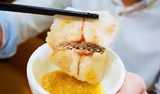 这家神奇的鱼火锅，一路从龙岗火到市中心，两年狂开7家分店！