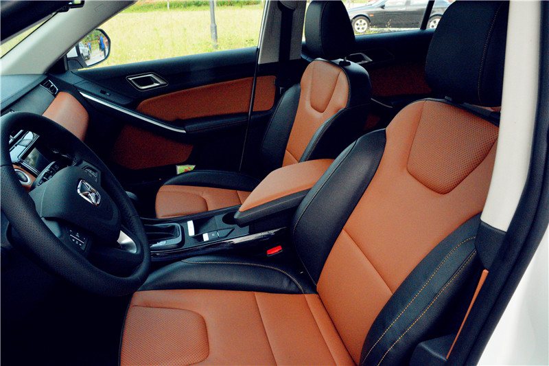 头条试驾江铃驭胜S330：外观配置诚意十足动力系统可圈可点