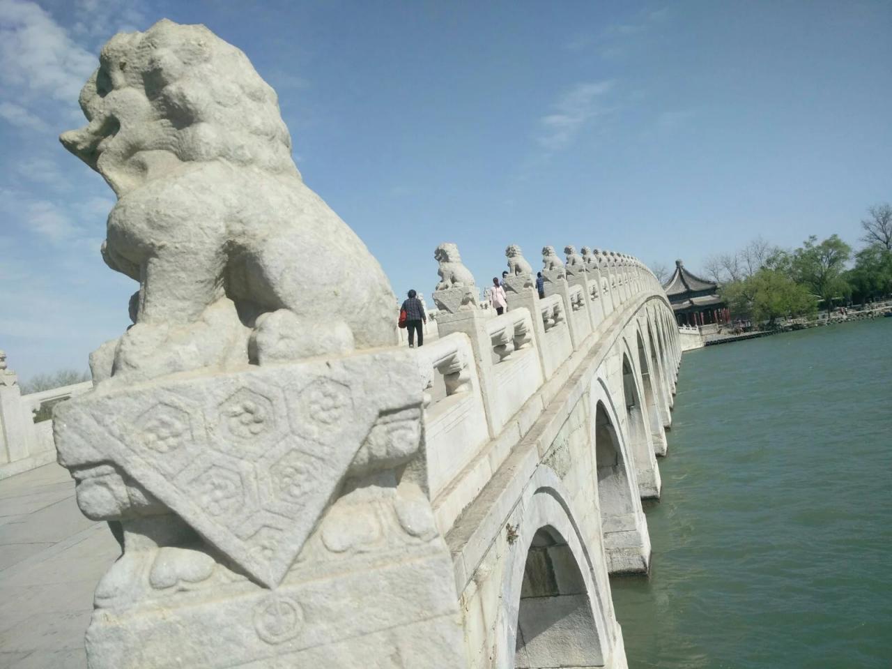 魅蓝e值得购买吗,魅蓝e测评视频