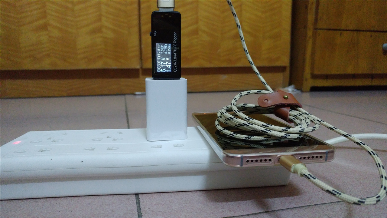 图拉斯三合一充电线,图拉斯30w充电头测评