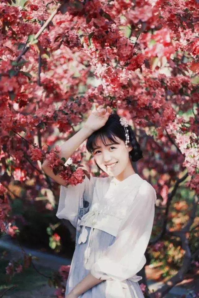 中国汉服穿搭女,好看的汉服搭配女