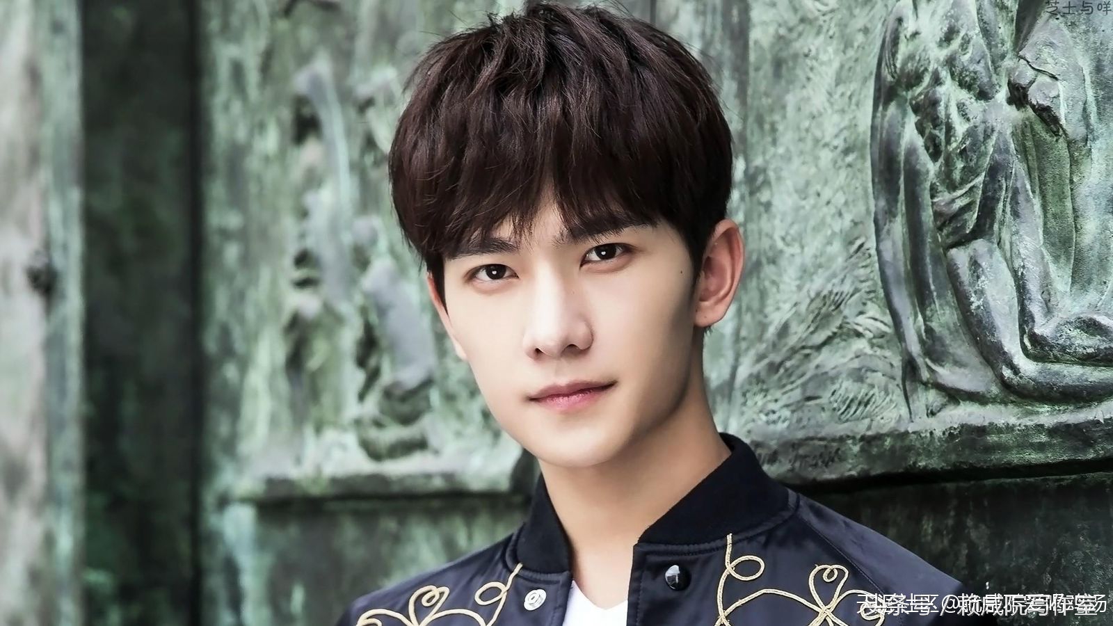 鏃犲敖澶╃伅楣挎櫁鏉庢槗宄拌档涓介,璧典附棰栭箍鏅楁潕鏄撳嘲