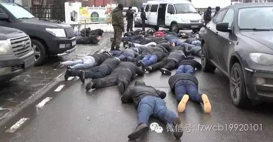 莫斯科警方抓捕现场 (莫斯科警方抓捕视频)