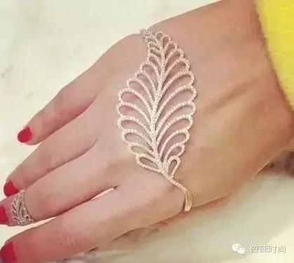 娉曞浗apm棣栭グ鍝佺墝,娉曞浗鏂拌吹