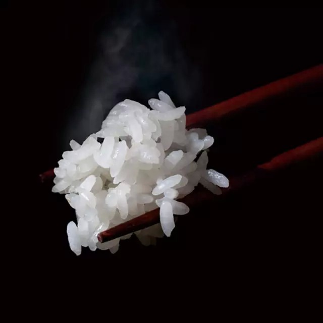 准备去日本抢电饭煲，8个候选明星锅，快帮着挑一挑