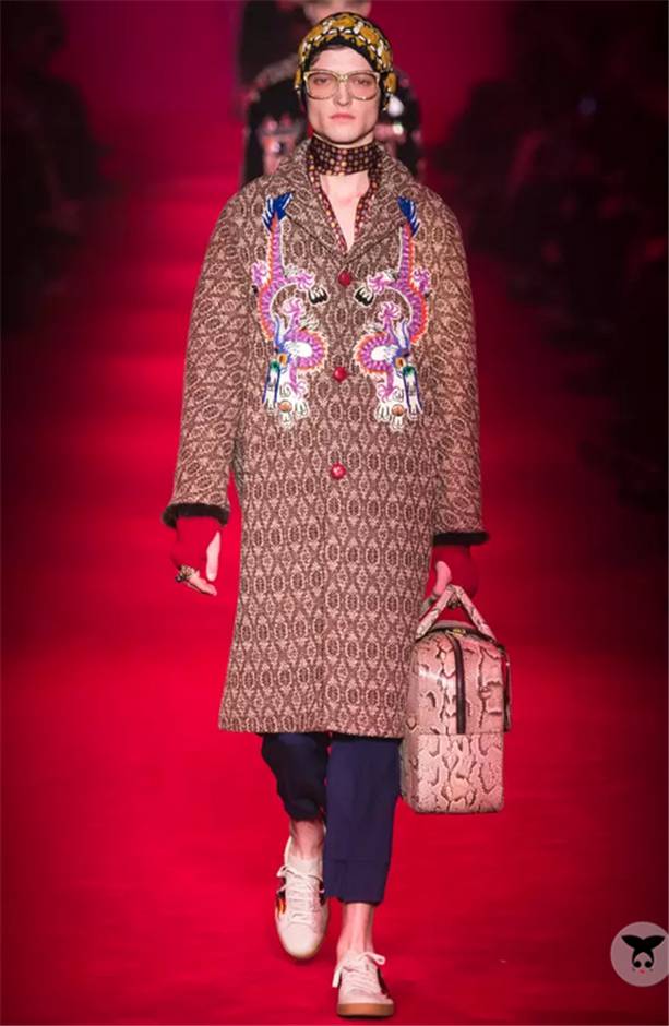 白百何高圆圆照片曝光,白百何高圆圆皮衣