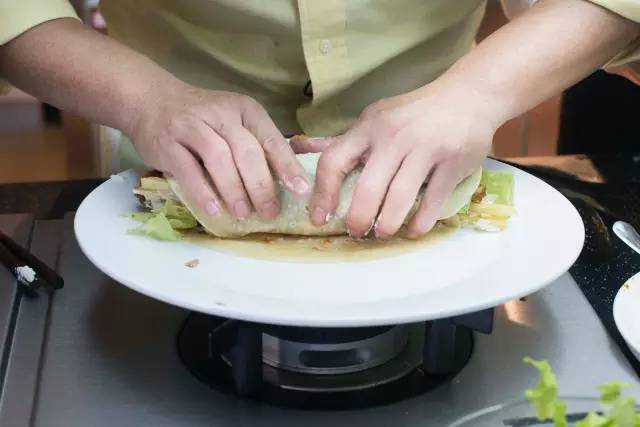 土耳其烤肉正宗做法,正宗土耳其烤肉卷饼