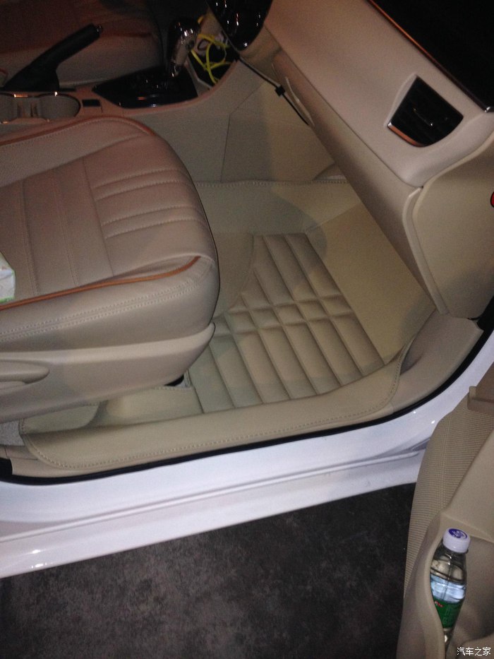 宁可天天没钱花也要买台卡罗拉,30岁自己买车买房的心酸