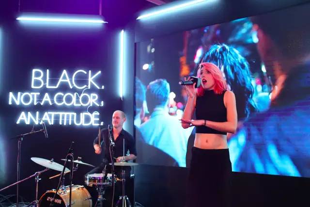 ysl圣罗兰鎏金派对,ysl圣罗兰新年活动