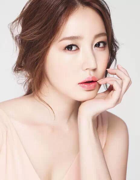 自然妆的眼影正确化妆方法,眼妆教程日常化妆没有多少睫毛