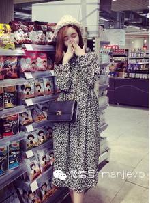 点点小碎花，让你的冬天也可活力四射，温暖的打底连衣裙！