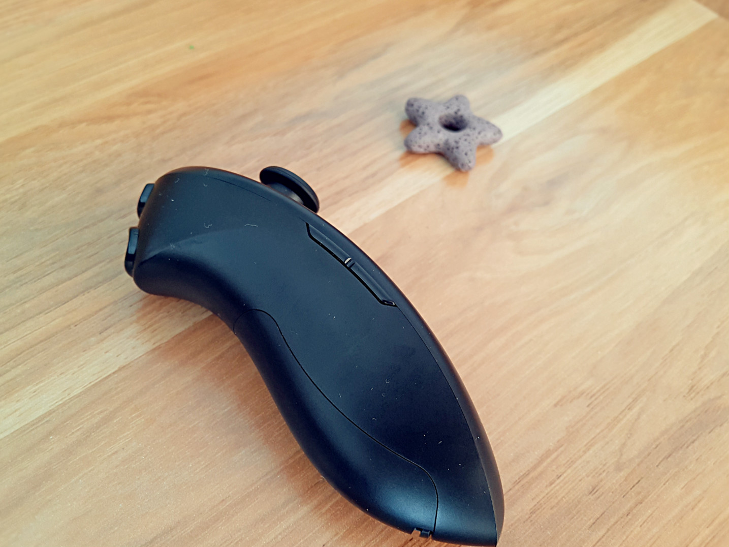 vr眼镜看小视频能够身临其境嘛,普通vr眼镜看手机上的视频效果