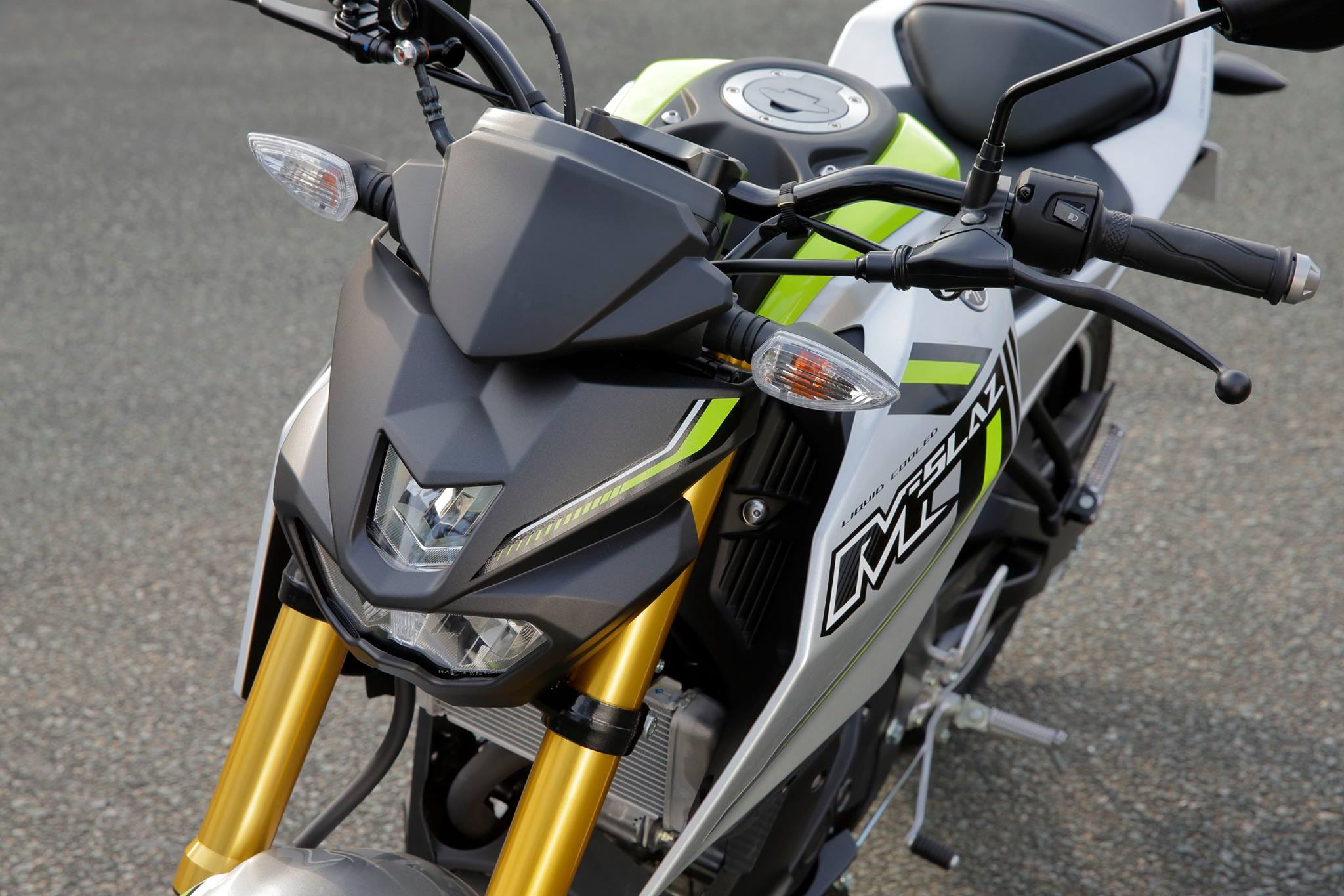 雅马哈复古150实车图,最新款的雅马哈150cc