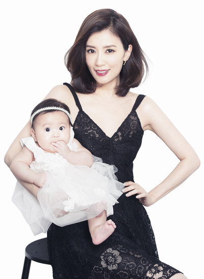 45岁贾静雯惊艳古装,贾静雯有点像的胖网红