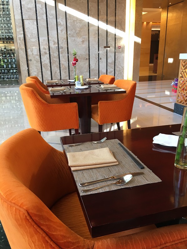 离首都机场近又有地铁站的酒店,首都机场国际航站楼附近宾馆