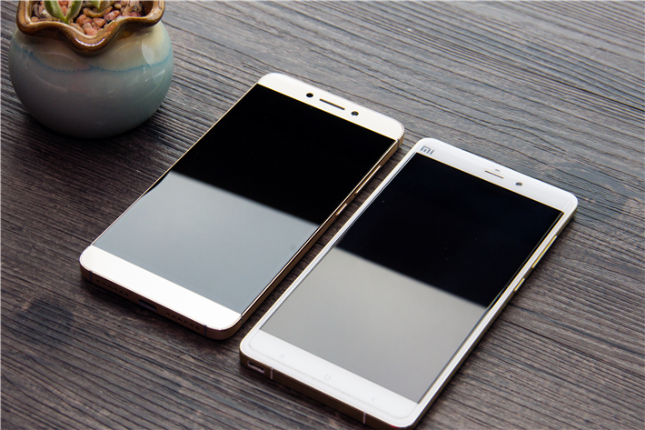 曲面屏手机贴膜最优解,手机贴膜曲面屏傻瓜式操作