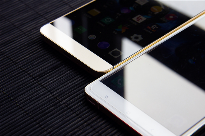 曲面屏手机贴膜最优解,手机贴膜曲面屏傻瓜式操作