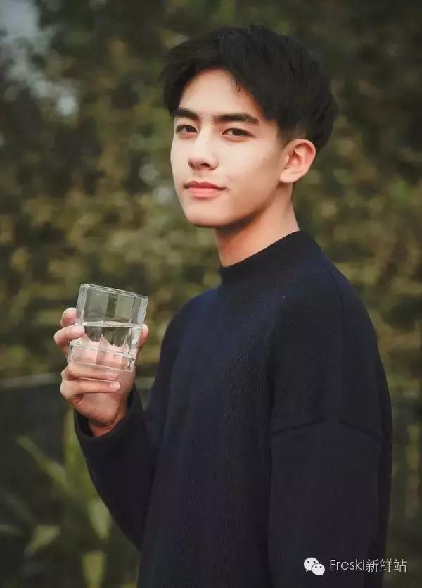 欧巴走了，这些原装国产鲜肉正等着被你收入后宫！