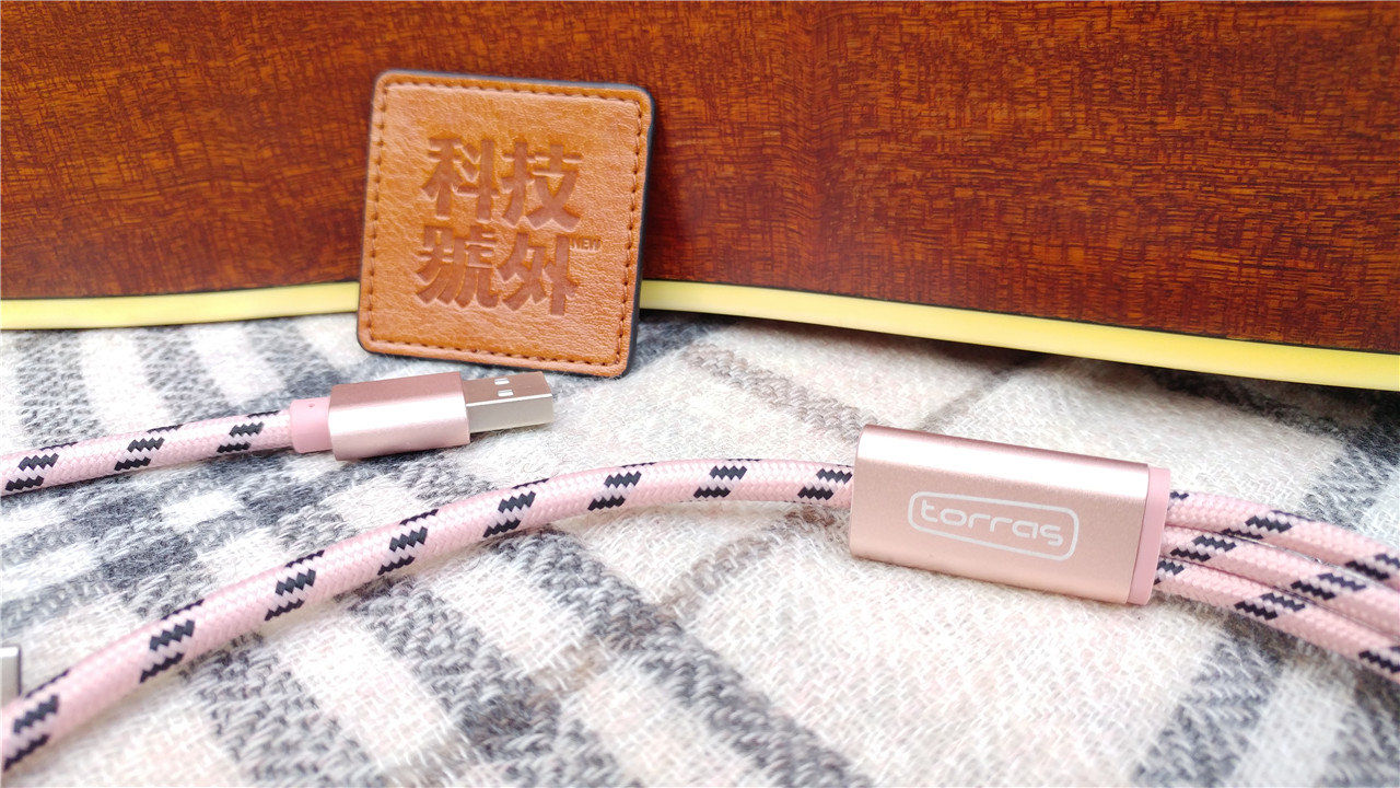 图拉斯三合一充电线,图拉斯30w充电头测评