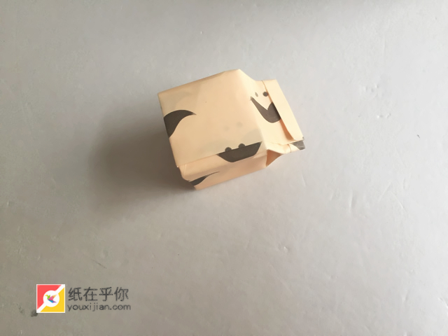 纸在乎你手工折纸：牛奶盒视频图解教程