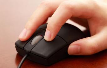 天天玩手机小手指头长个小包,经常玩手机手腕起包