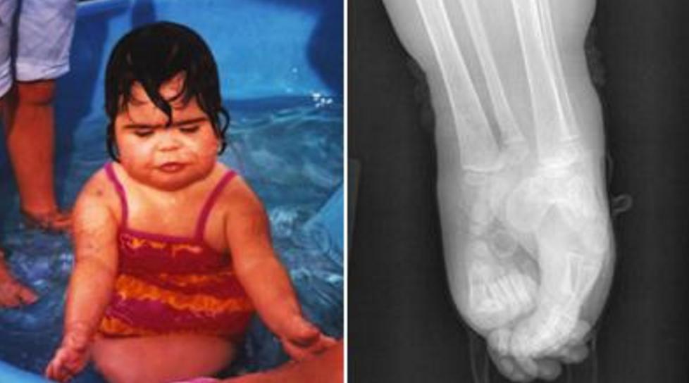 美人鱼生了个没有尾巴的宝宝,生宝宝的美人鱼娃娃