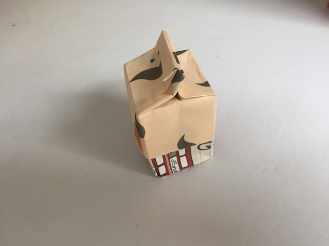 纸在乎你手工折纸：牛奶盒视频图解教程