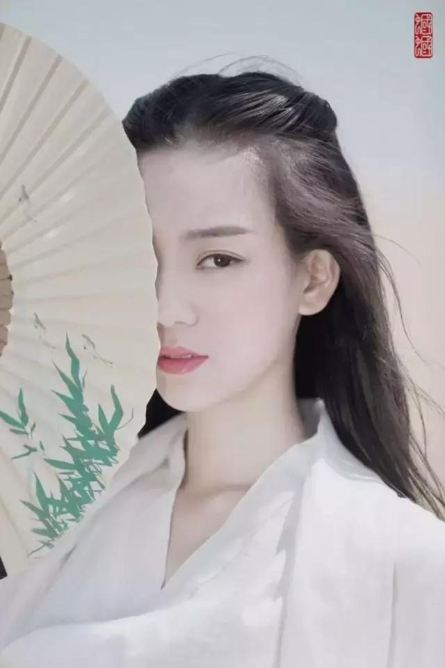 中国汉服穿搭女,好看的汉服搭配女
