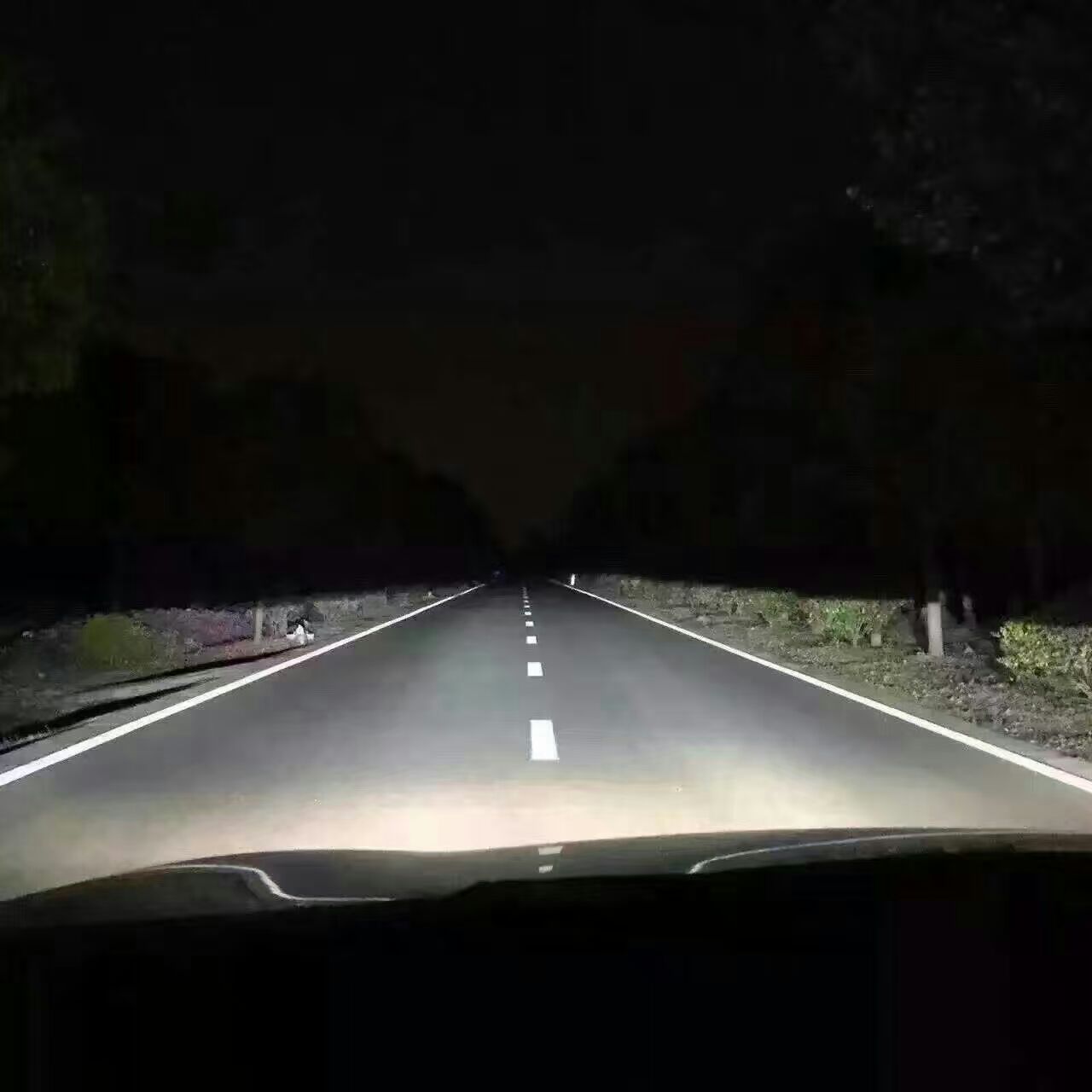 河南r300奔驰改装,改灯奔驰r300