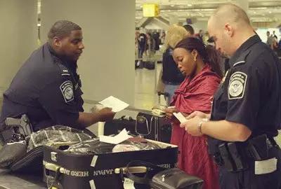 各国入境禁止携带物品清单,瑞士海关禁止入境物品