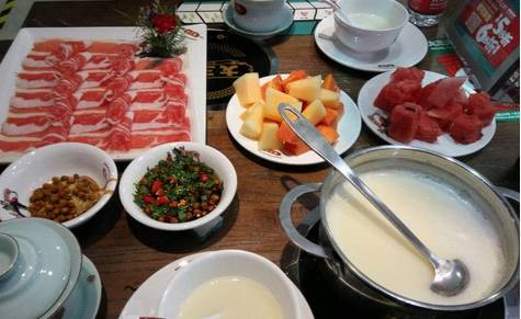 南宁很有重庆味的火锅店,南宁很辣的蛙火锅