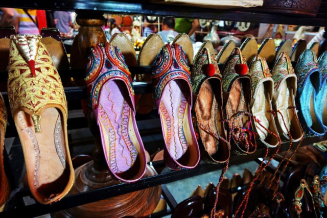 敦煌沙洲夜市去莫高窟,敦煌沙洲夜市美食烤鱼