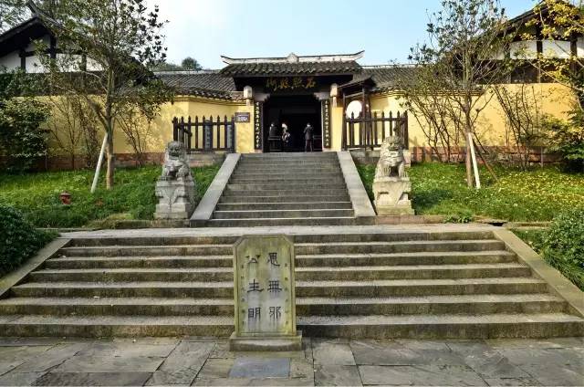 重庆十大旅游景点排名前十有哪些,重庆十大旅游景点最新