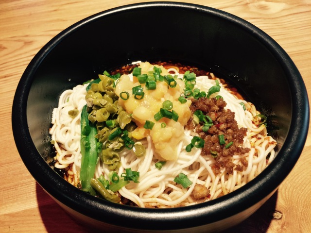 满大街牛肉面哪家最好,满街香重庆小面