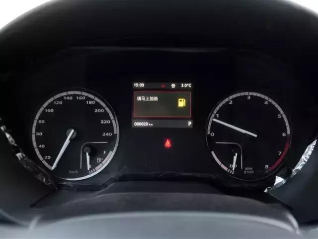 这时尚自主品牌紧凑SUV定位于都市SUV，做工和性能远超合资